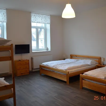 Spacious With Barbecue Semesterbostad *