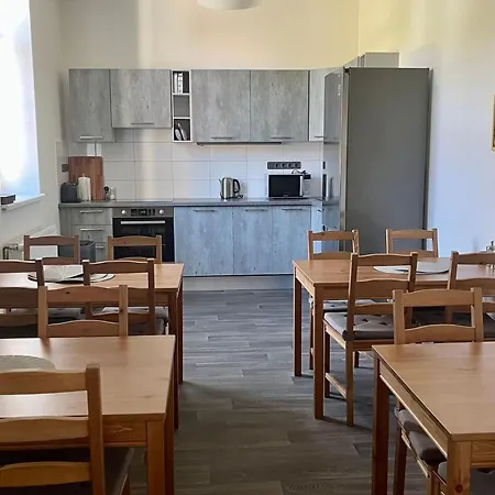 Semesterbostad Spacious With Barbecue *