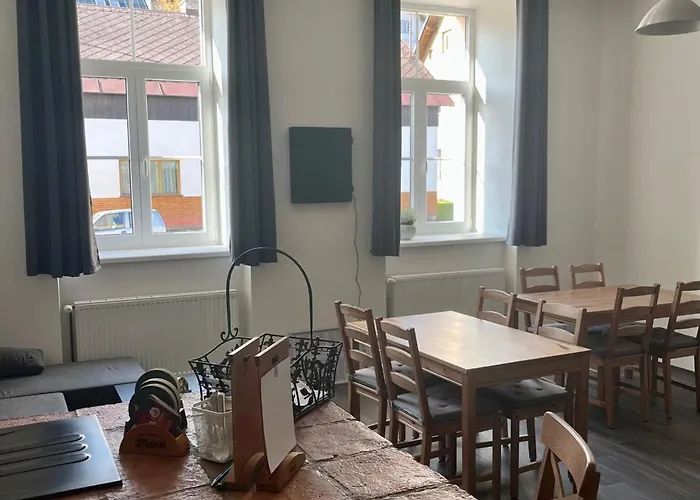 Spacious With Barbecue *