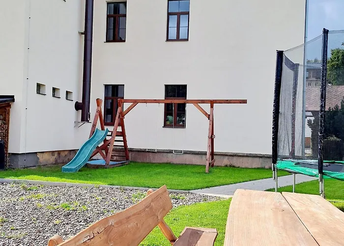 Spacious With Barbecue Horní Maršov